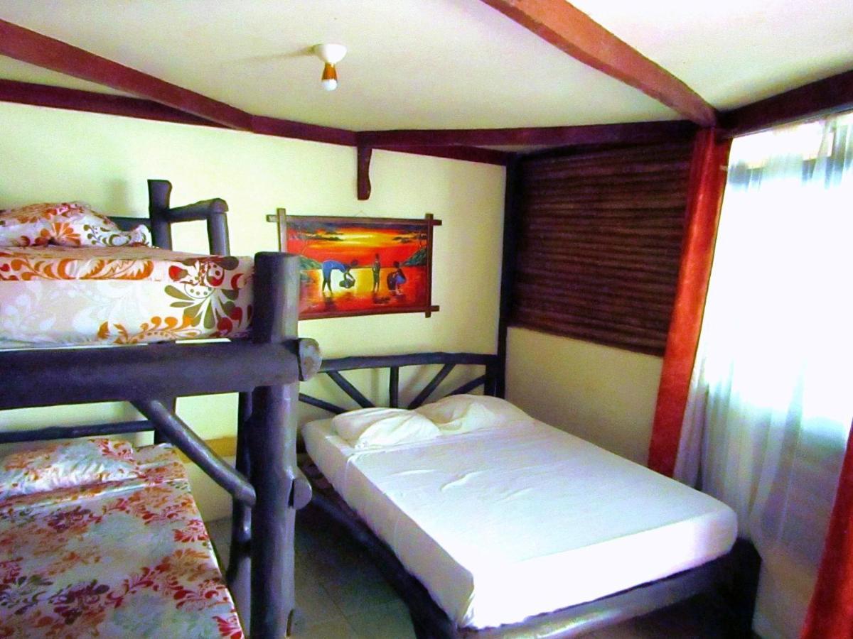Bed and Breakfast Se Ua Manzanillo  Exterior foto