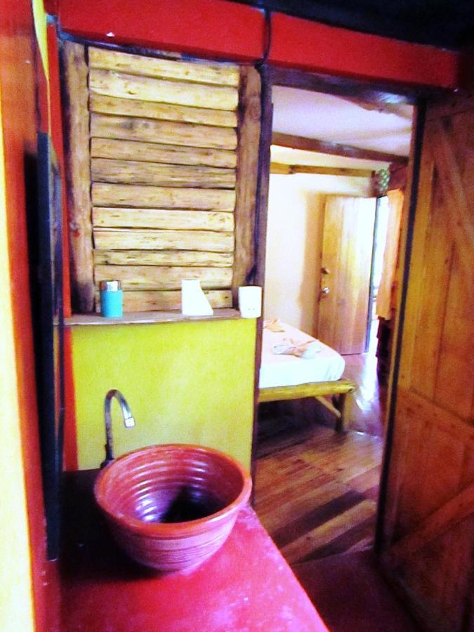 Bed and Breakfast Se Ua Manzanillo  Exterior foto