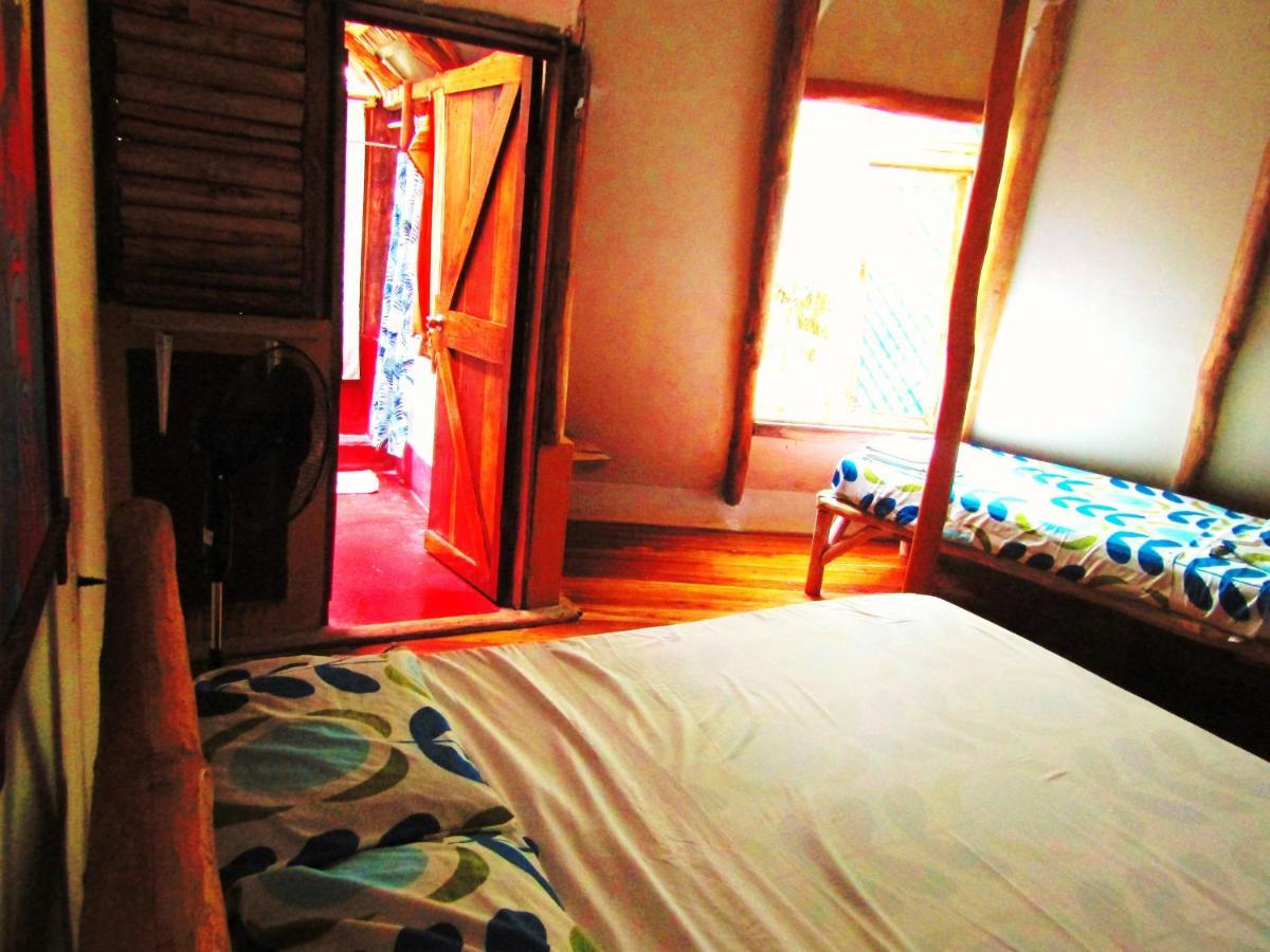 Bed and Breakfast Se Ua Manzanillo  Exterior foto